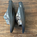 Oofos Reptile Limited Snake Print Ooaah Recovery Slide Sandals Women Size 8 Black Photo 4