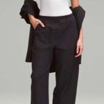 Lululemon Lightweight Barrel Leg Cropped Pant Photo 3