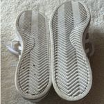 Adidas  Grand Court White Platinum Shoes Size 10 Photo 4