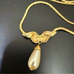Vintage Unsigned Pave Crystal Angel Wing Faux Pearl Teardrop Gold Photo 6