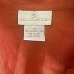 D.D.Collection 100% Linen Button Down Shirt.‎ Size Medium. Burnt Orange. Orange Photo 5