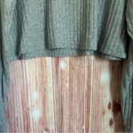 Forever 21 Gray Ribbed Cropped Sweater Photo 2