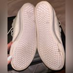 Adidas Fit like an 8-8.5  women's Bravada 2.0 size 7.5. EUC Photo 2