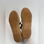 Gola Badminton Plimsolls Sneaker in Off White/Black/Gum White Size 8 Photo 8