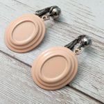 Vintage Clip On Earrings Photo 2