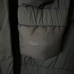 Lululemon  Down Jacket Puffer Coat in Black 600 Fill Goose Down Size 12 Photo 4