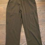 Lululemon  on the fly women pants size 4 green color Photo 0