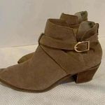 Sole Society  Women’s Size 6.5 Light Brown Suede Ankle Boots Booties Pointed Toe Photo 0