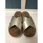 IZOD Women's Alyssa Flatform Sandals Gold Size 8 Criss Cross Slides Photo 1