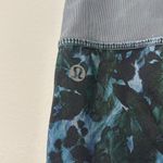 Lululemon Women's Leggings Running in the City Gym Exercise Training Sz 4 Photo 5