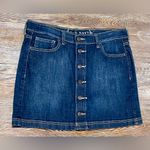 Old Navy  High-Rise Button Front Dark Denim Mini Skirt - Sz 8 - Style #839320 Photo 1