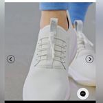 NEW Clove White Classic Nurse Shoes Size 6.5 Sneakers Photo 11