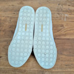 Louise et Cie  Lo-Bette White Leather Slip on ladies' Sneakers 6M Photo 3