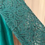 Moulinette Soeurs | Anthropologie Lace Cloaked Green Blouse Size 6. Photo 3