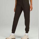 Lululemon  Stretch High-Rise Jogger *Shorter Length Dark Olive size 4 Photo 4