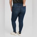 Torrid Lean Jean Skinny High-Rise Front Fade Dark Wash Jean Jeggings - size 2 Photo 10