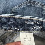 Eddie Bauer Women's Low Rise Denim/Jean Shorts Size 8 Breathable Stretch Photo 3