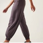 Athleta NWT Savanna Jogger High-Rise Pockets Stretch Dusk Violet Purple Size 14 Photo 15