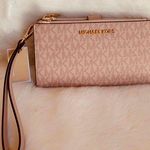 Michael Kors Jet Set Travel Double Zip Wristlet Photo 0