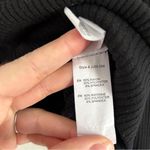 Revamped  Black Long Sleeve Ribbed Crop Top Comfy Casual Spring Medium Photo 2