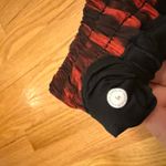 Lululemon  Red Hotty Hot 2.5" Photo 3