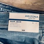 Arizona Jean Company Arizona MOM JEAN HIGHEST-RISE SEMI-RELAXED FIT WITH TAPERED LEG Photo 4