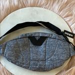 Adidas NWT  Heathered Gray Belt Bag Photo 1