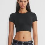 Babaton Aritzia  Contour Black Cropped Crewneck Shirt Size XL Photo 0