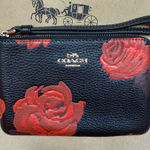 Coach  Corner Zip Wristlet With Floral Print ccj70 Photo 0