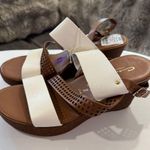 COMTESSA Stylish Women's Brown and White Sandals Size 6.5 Photo 4