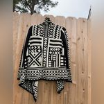 Staring At Stars  Southwest Print Draped Open‎ Cardigan Women's Small Black White Photo 6