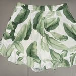 Show Me Your Mumu  Tropical Leaf Print Ruffle Hem High Rise‎ Shorts Size XS Photo 6