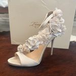 Vince Camuto White Heels Photo 0