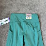 32 Degrees Heat 32 Degrees Cool Green Capri Leggings SIZE XS Photo 6