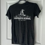 Harry Potter  Hogwarts T-shirt Photo 0