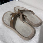 Sanuk  WOMENS Tripper FLIP FLOPS H2O Yeah sz 6 tan leather thong sandals Photo 2