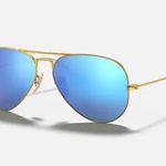 Ray-Ban Sunglasses Photo 0