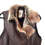 JKT Vegan Leather Fur Vest Dark Brown Medium‎ Photo 2