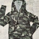 Atticute Green Camouflage Hooded Sweatshirt Size S Photo 5