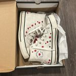 Converse  Chuck Taylor Hearts All Star High-Top Sneaker Hearts and Roses Size 6 Photo 5