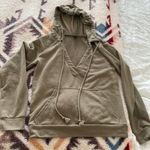 Windsor Olive Sweatshirt  Photo 0