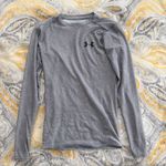 Under Armour  Grey thermal heat gear long sleeve size small Photo 0