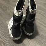 Wild Pair  Black & Snakeskin Ankle Boots Size 5 Photo 3