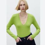 ZARA NWT  V NECK LONG SLEEVE BLOGGERS FAV BODYSUIT GREEN MEDIUM Photo 0