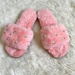 Fuzzy Pink Slippers NWOT Size 7 Photo 1