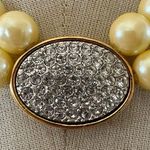 Avon "President's Recognition" pearlesque necklace Photo 1