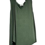 Zenana Women’s Green  V-Neck Tank Top NWOT Photo 0