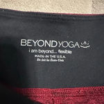 Beyond Yoga  NWT High Waist Swirl Midi Legging, Size XS, Excellent Condition Photo 3