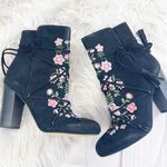 Sam Edelman 🆕 Winnie Floral Embroidered‎ Suede Ankle Bootie in Black Size 6 Photo 1