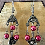 Silver tone pink beaded flower dangling earrings Photo 0